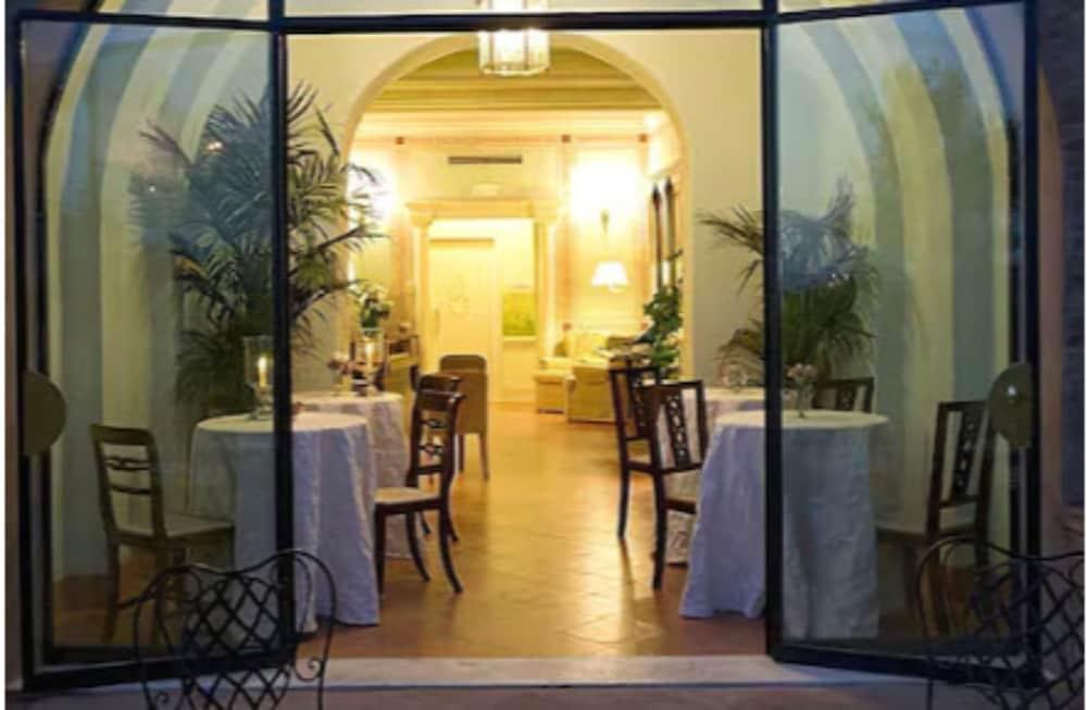Residenza D'Epoca Campo Regio Relais Bed & Breakfast Siena Dış mekan fotoğraf