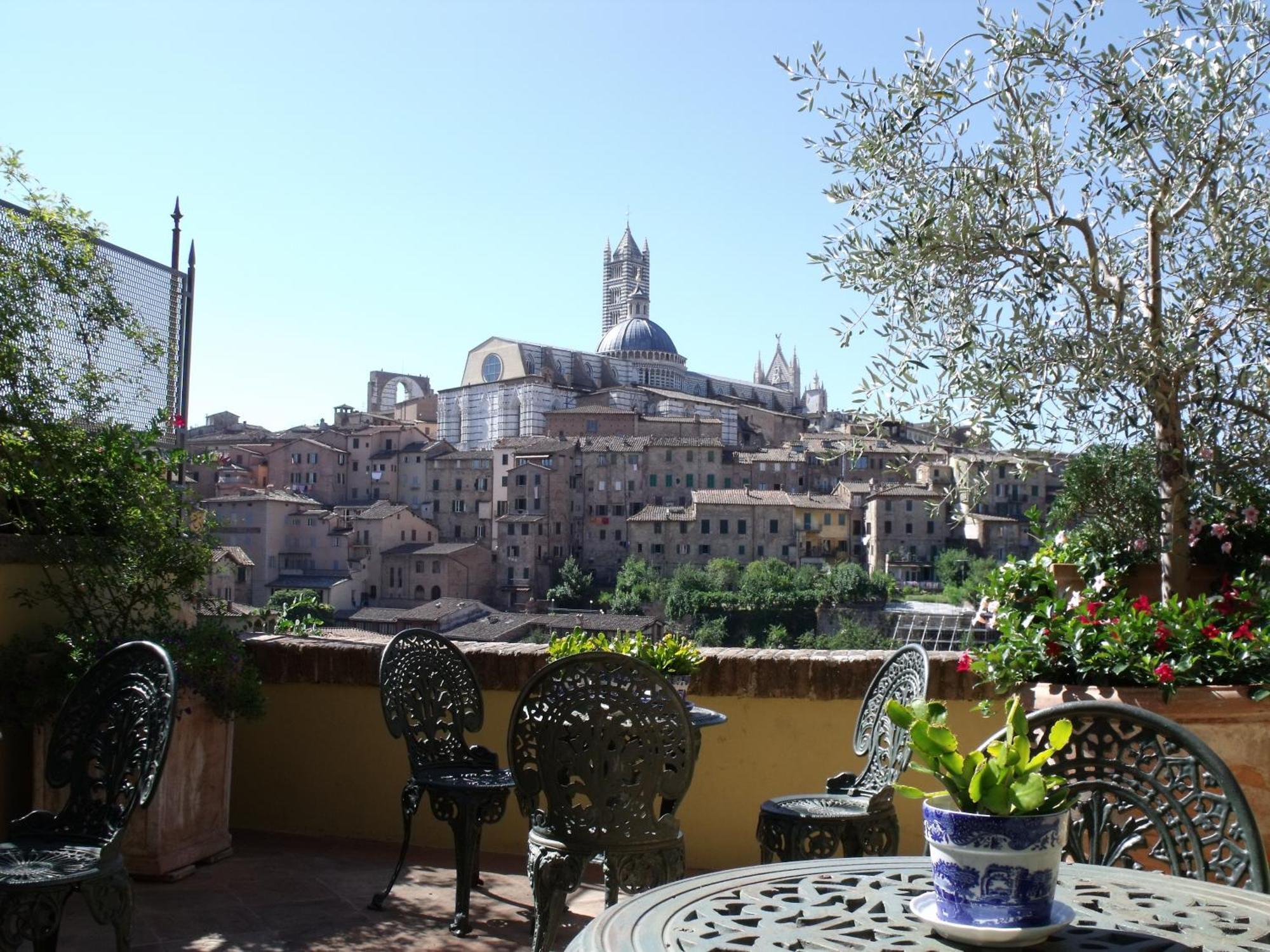 Residenza D'Epoca Campo Regio Relais Bed & Breakfast Siena Dış mekan fotoğraf