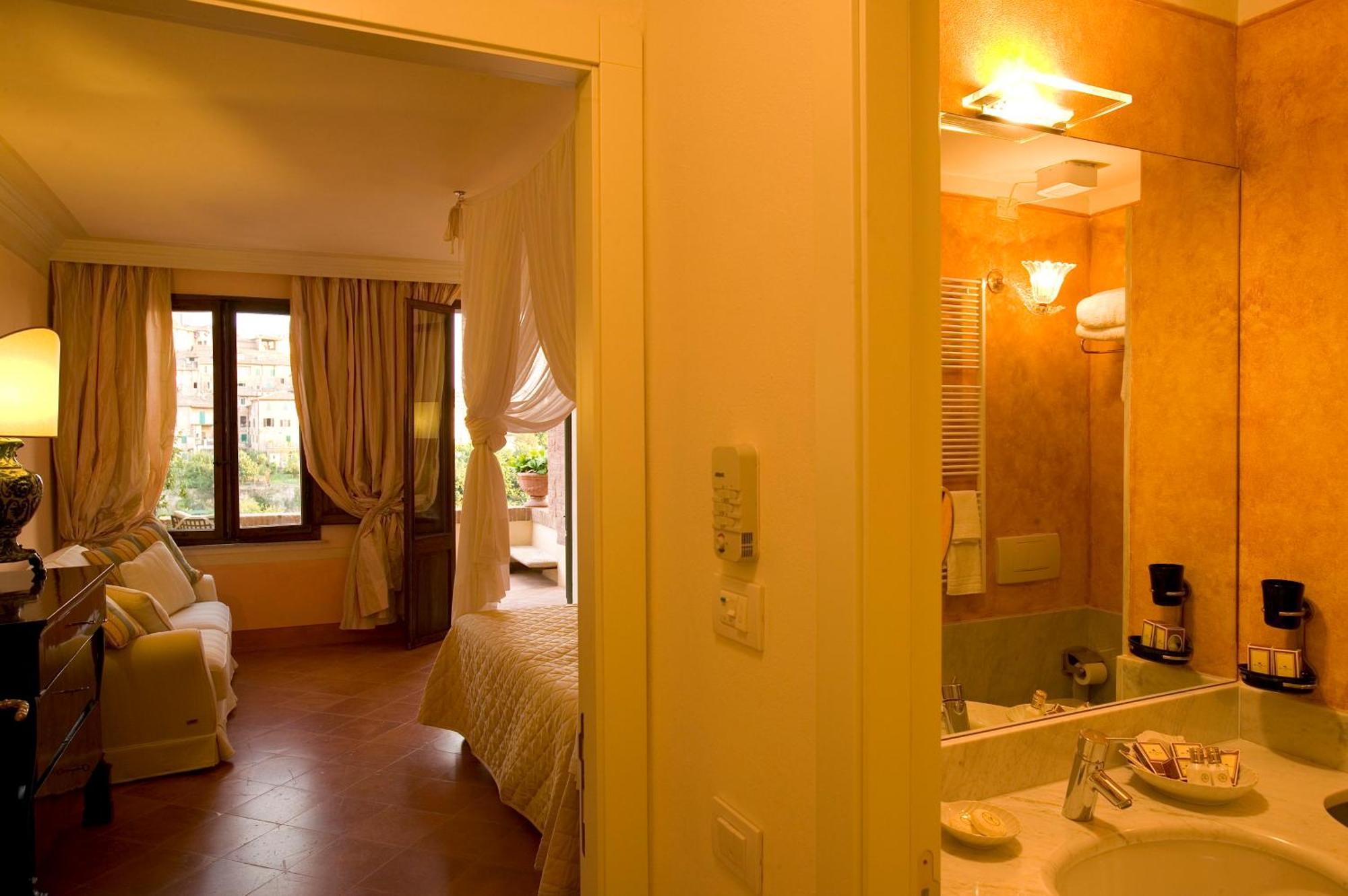 Residenza D'Epoca Campo Regio Relais Bed & Breakfast Siena Dış mekan fotoğraf