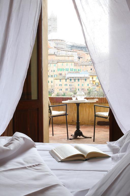 Residenza D'Epoca Campo Regio Relais Bed & Breakfast Siena Dış mekan fotoğraf
