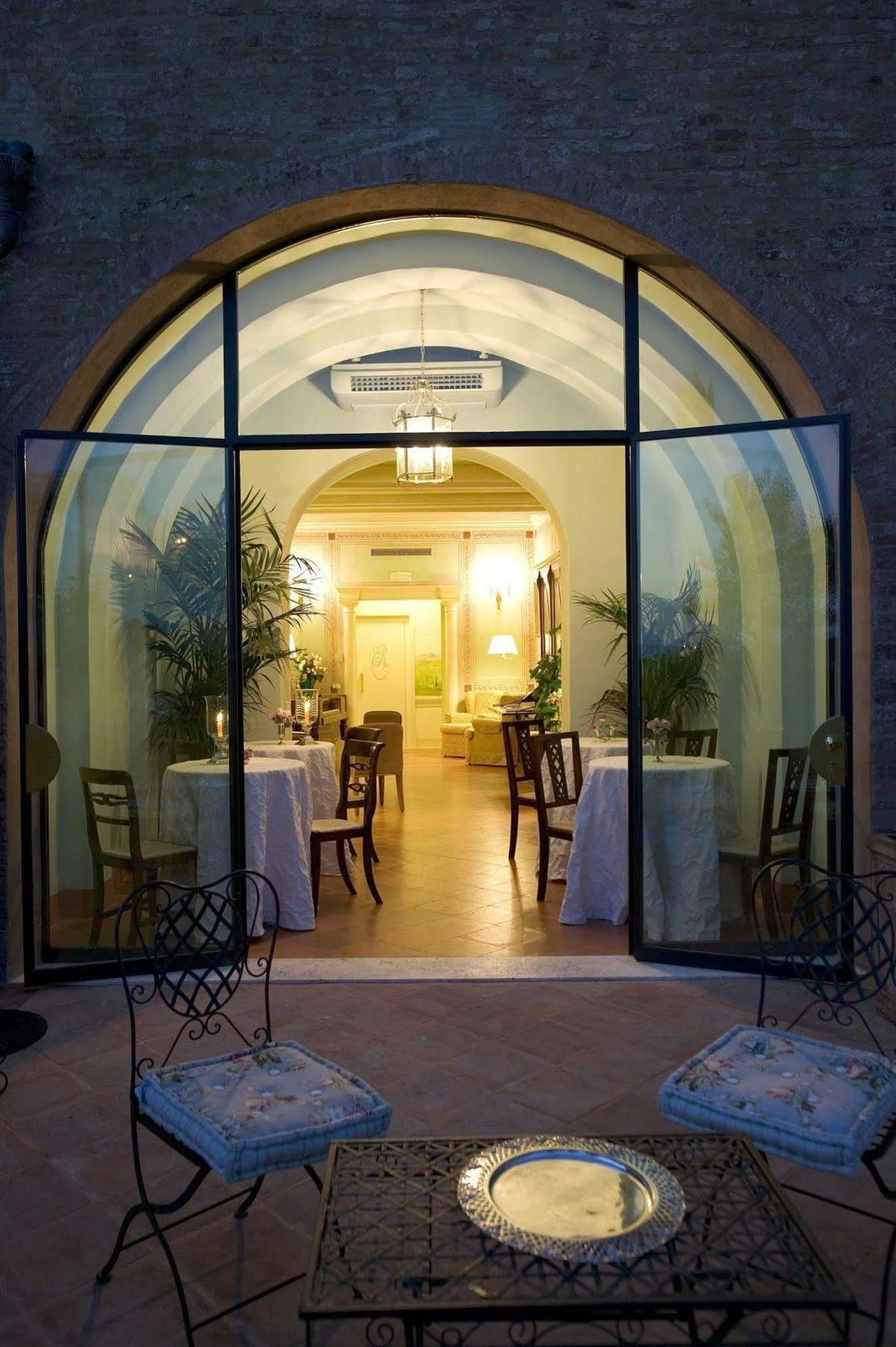 Residenza D'Epoca Campo Regio Relais Bed & Breakfast Siena Dış mekan fotoğraf